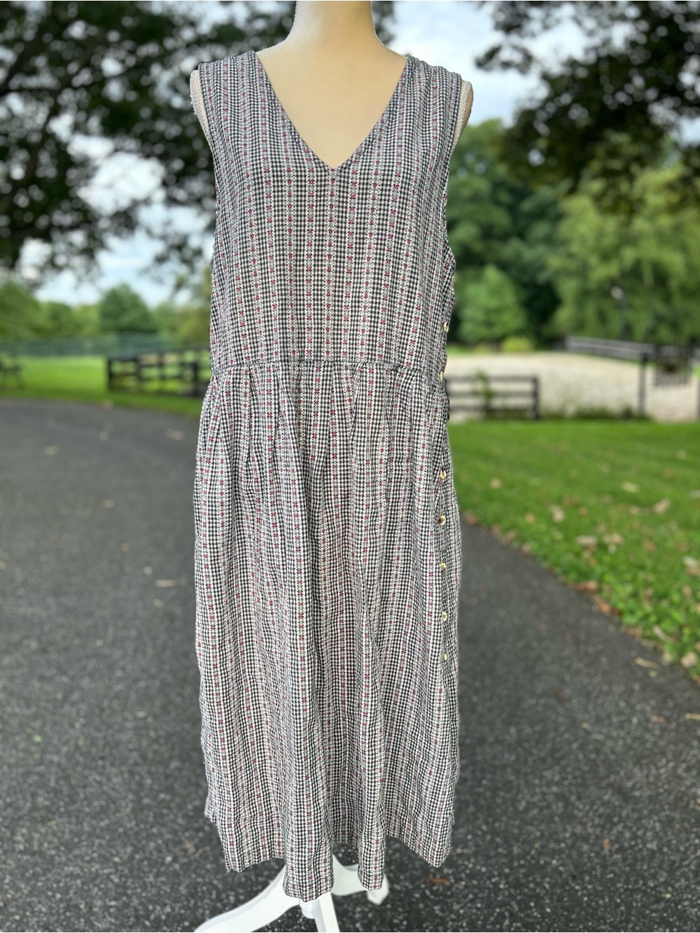 Vintage Bryn Connelly Black/White/Red Prairie Midi Dress